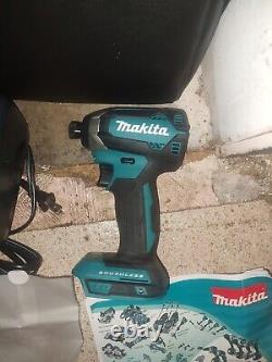 Makita Driver-Drill/Impact Driver Combo Kit 18V with Charger+Tool Bag+2 batteries