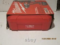 Milwaukee 2607-22 M18 18V Li-Ion XC 1/2 Hammer Drill Driver Kit NISB FREE SHIP