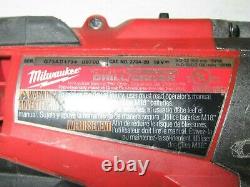 Milwaukee 2704-20 M18 Fuel 2-tool Combo Kit Drill / Impact Gun