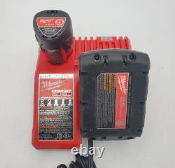Milwaukee 2902-20 M18 1/2 HammerDrill/Driver & M12 LED Worklight Kit + Tool Bag