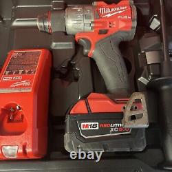 Milwaukee 2904-22 M18 FUEL 18V 1/2 Hammer Drill/Driver Kit#269 Only 1 Battery