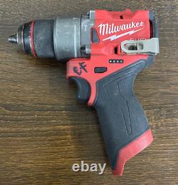 Milwaukee Set of 4 Tools + Charger and Batteries Drivers, Multi Tool