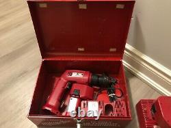 Vintage Milwaukee 12-Volt DRIVER/DRILL Heavy Duty RED WHITE Metal Tool Box