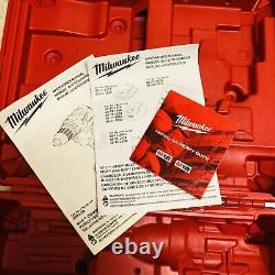 MILWAUKEE 2801-22CT M18 1/2 Ensemble de perceuse/visseuse compacte sans balais