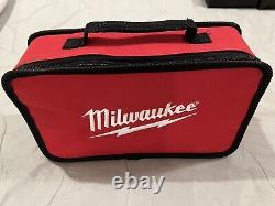 Milwaukee 2401-22 Kit D'entraînement Sans Fil Li-ion 12v Avec Batterie Et Chargeur Nouveau