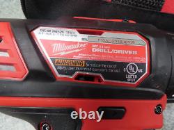 Milwaukee 2494-22 M12 Perceuse Sans Fil / Conducteur D'impact 2 Outil Combo Kit