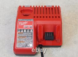 Milwaukee M12 12V Perceuse/Visseuse sans fil Kit Combo 2 outils d'occasion