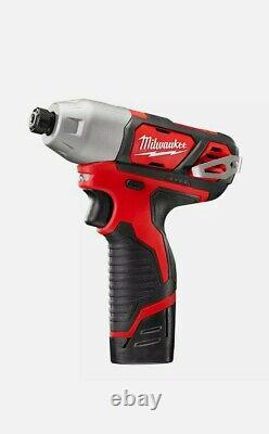 Milwaukee M12 2494-22B 12-Volt Ensemble Perceuse Visseuse et Visseuse à Chocs 2 Outils