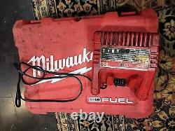 Milwaukee M18 18V 1/2 pouce sans fil sans balai Kit de perceuse à percussion avec sac à outils supplémentaire