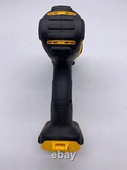 Perceuse-visseuse sans fil DEWALT DCD780 20V Max Lithium-Ion (Outil uniquement)